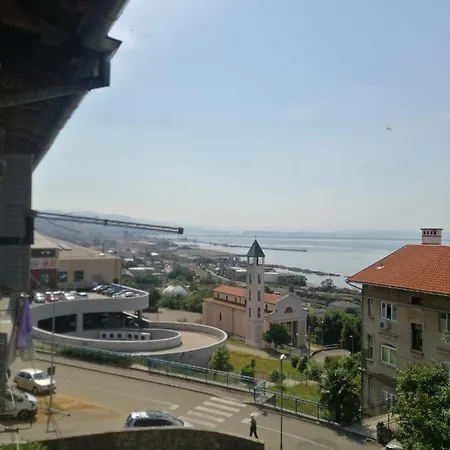 Manuela Apartman Rijeka